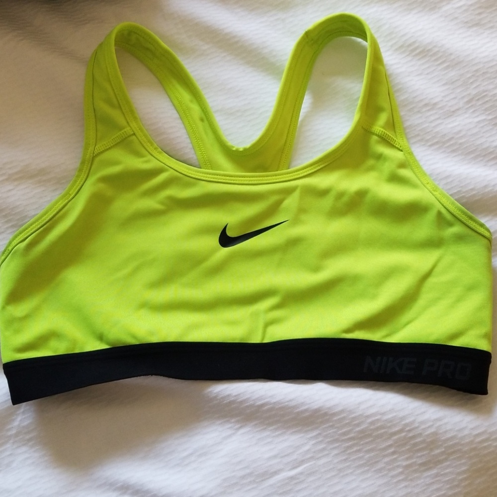 SOLD Nike sports bra
